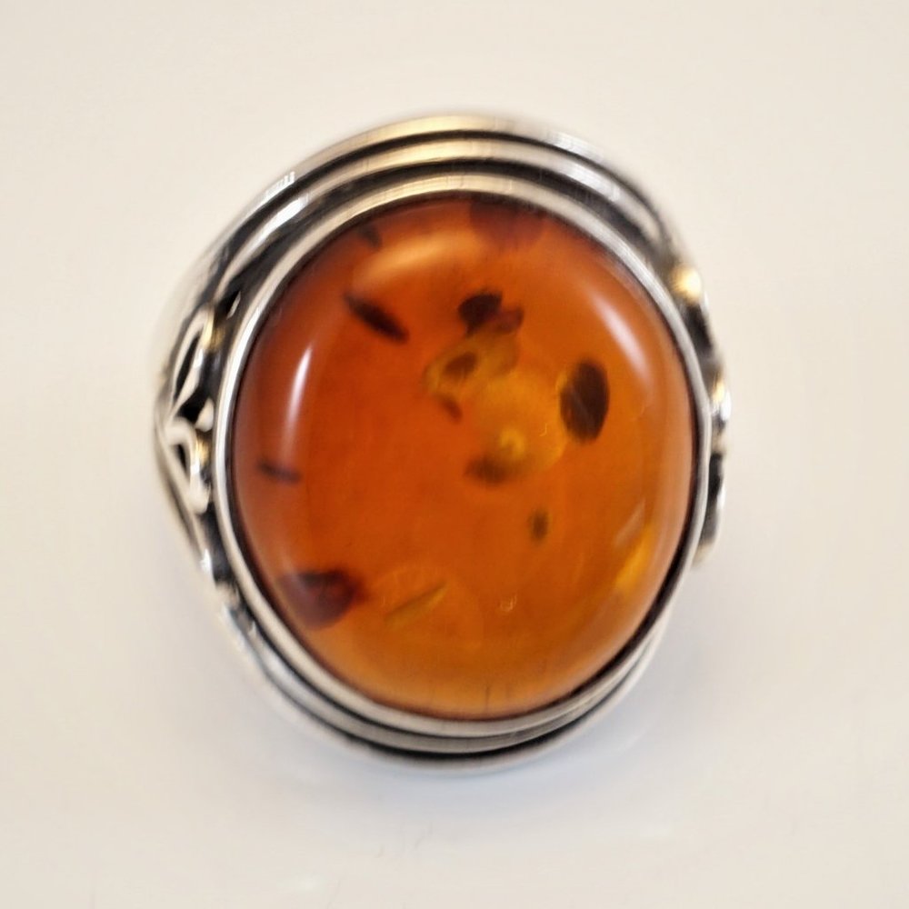 Natural Amber Silver Vintage Ring